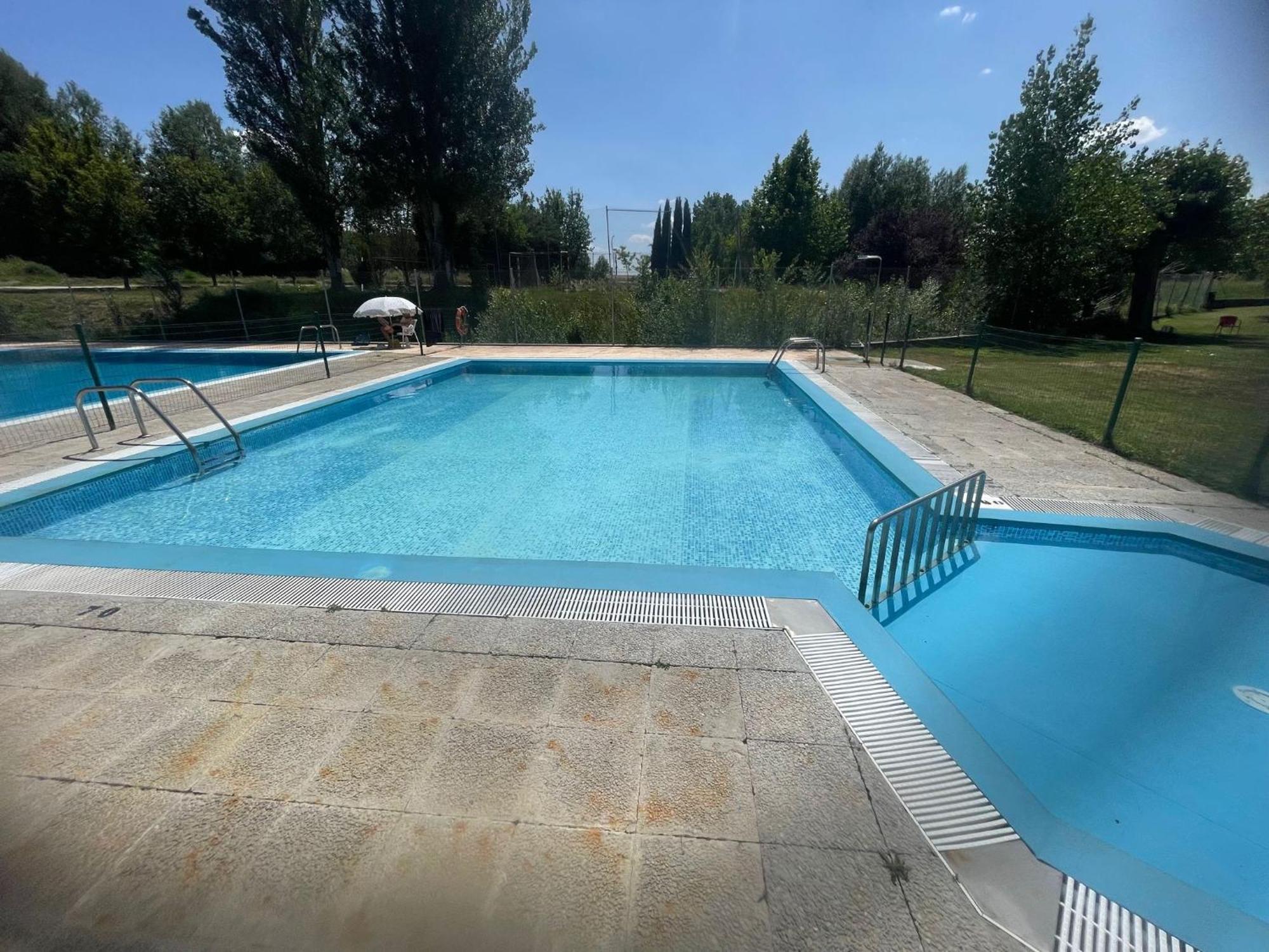 Apartamento Ribera Del Duero Reserva Tubilla del Lago Kültér fotó